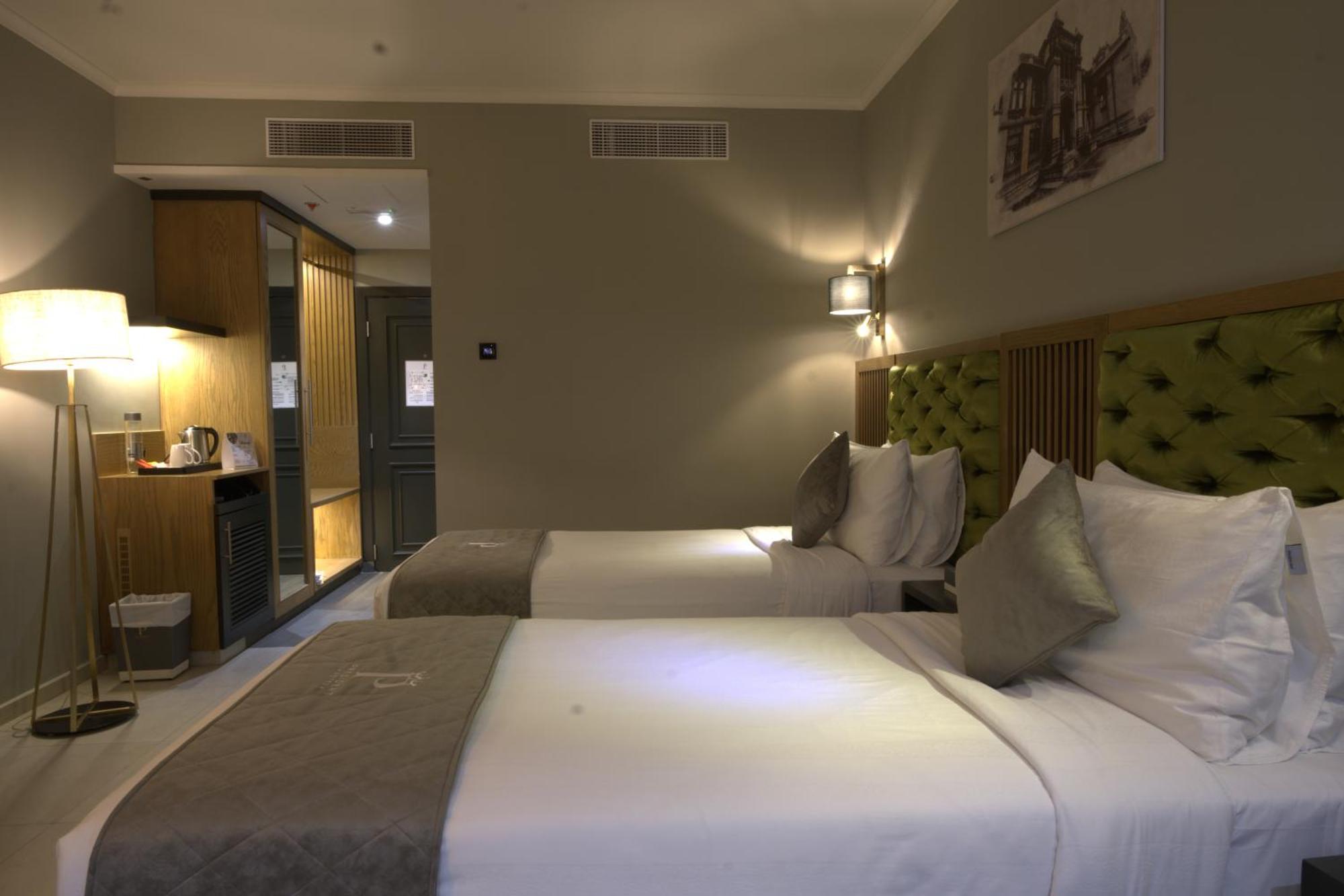 President Hotel Дубай Екстериор снимка